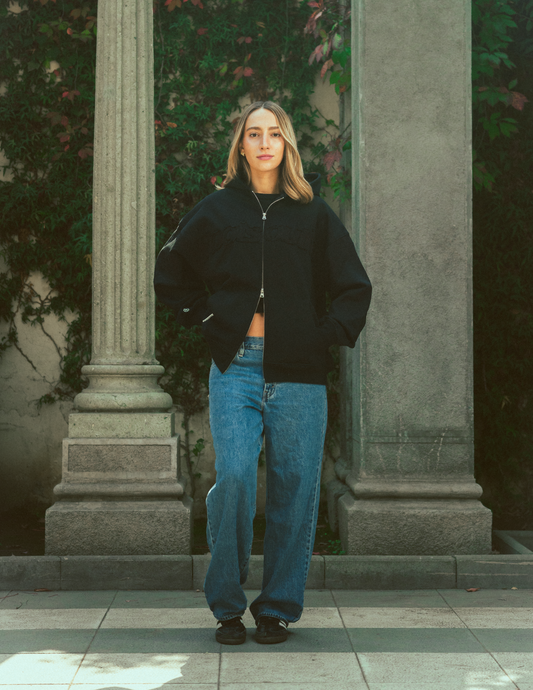 Black Zipper Layers