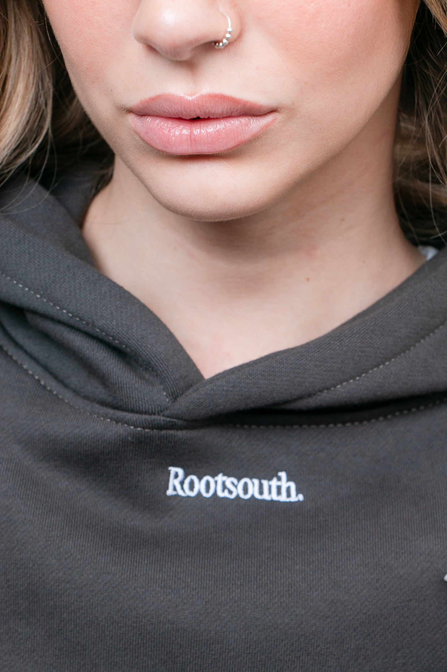 Gray Basic Rootsouth