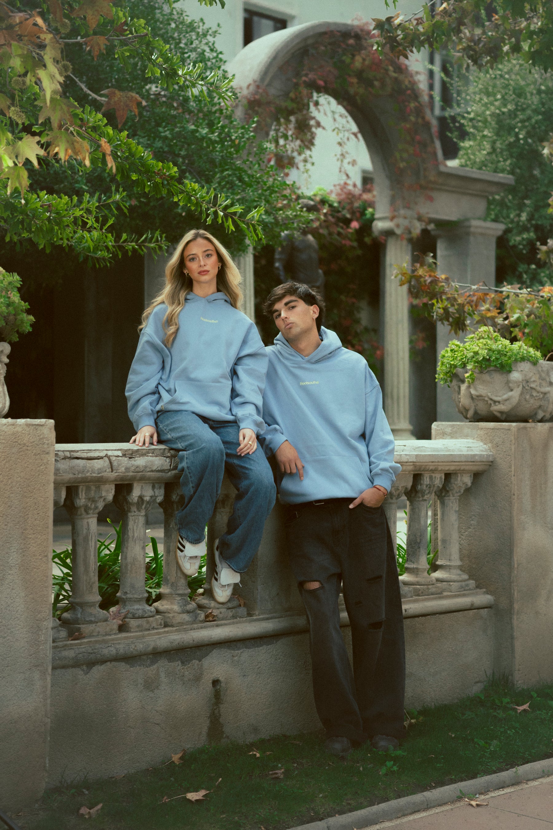 Rootsouth — editorial 1