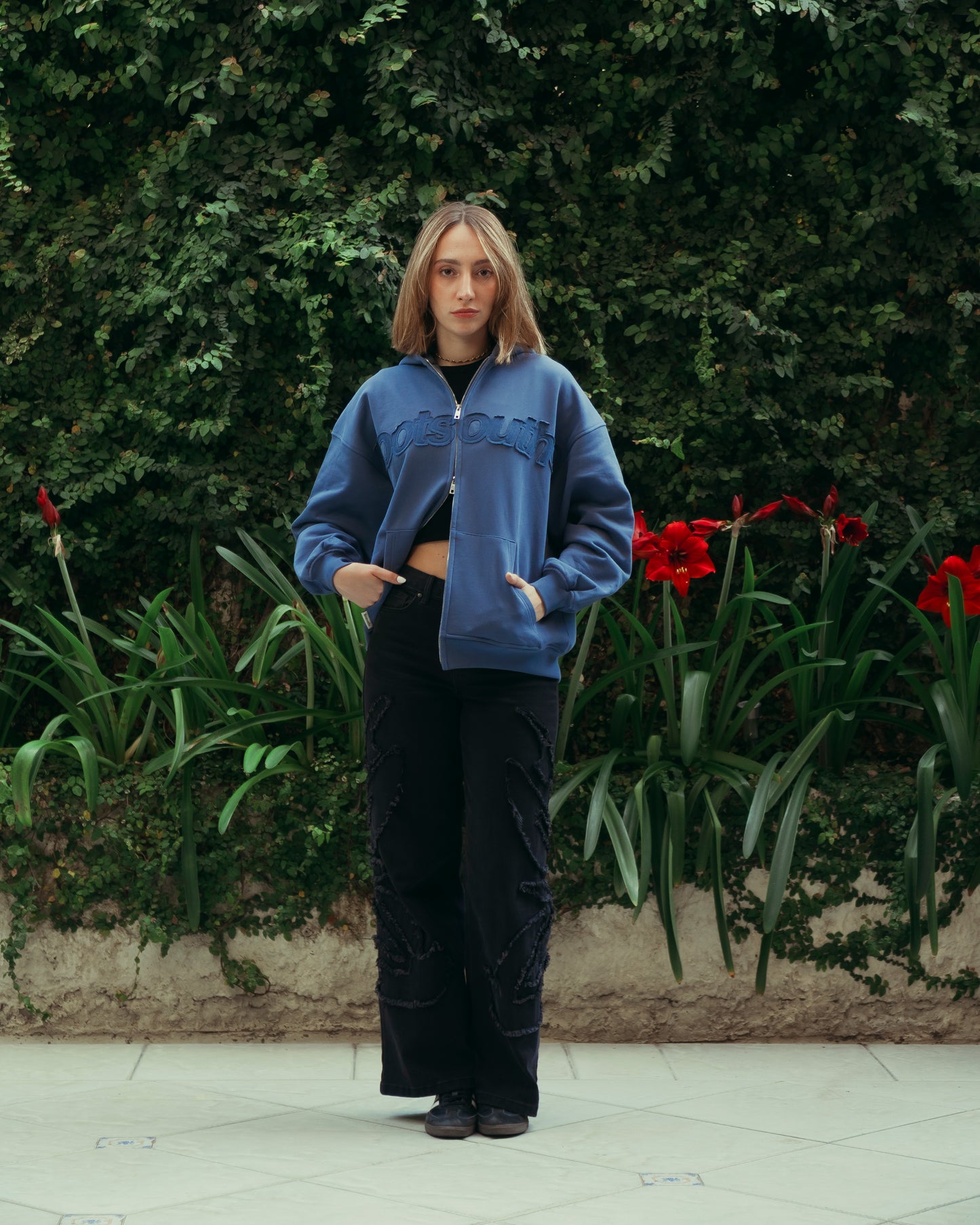 Navy Blue / Zipper Layers