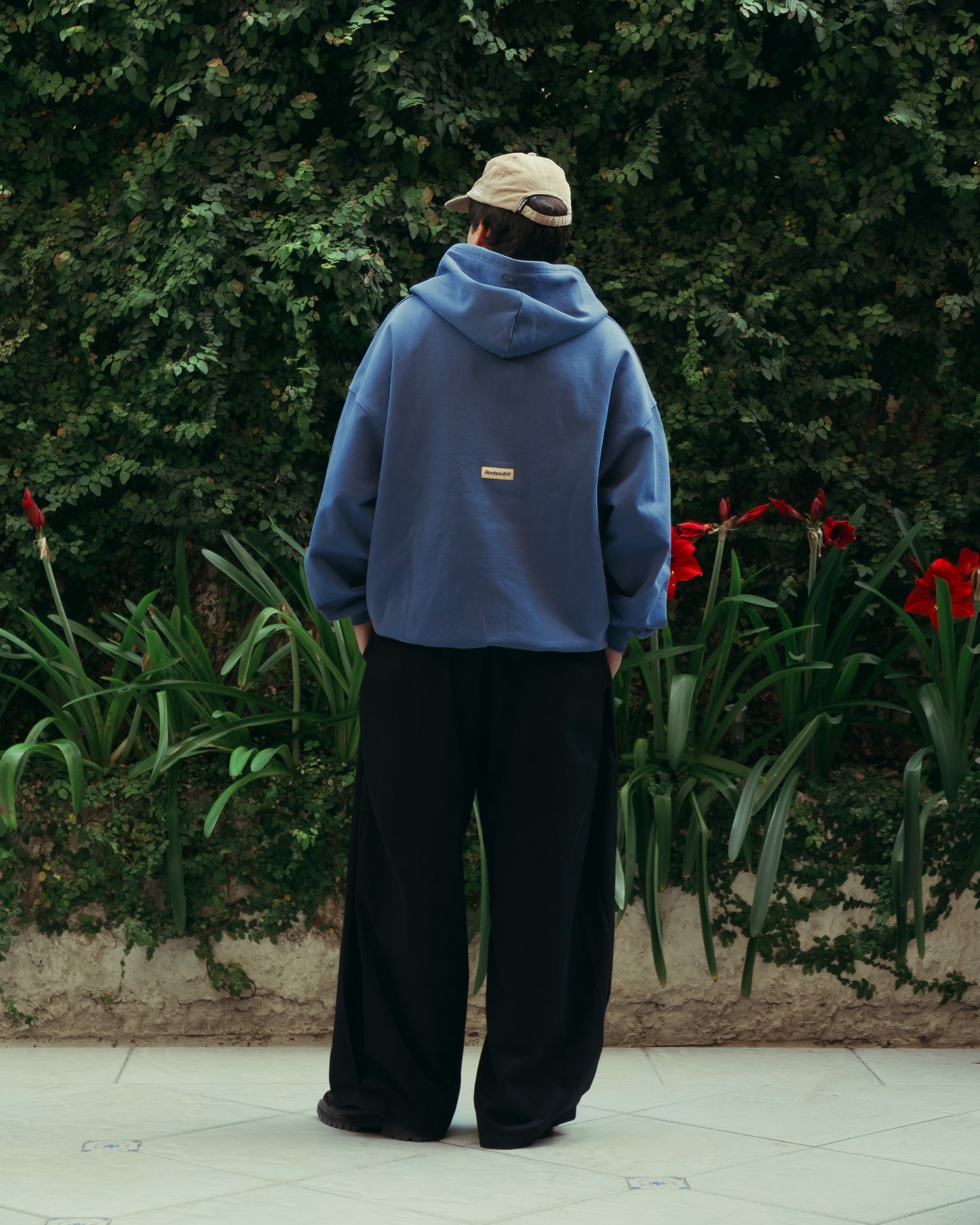 Navy Blue / Zipper Layers