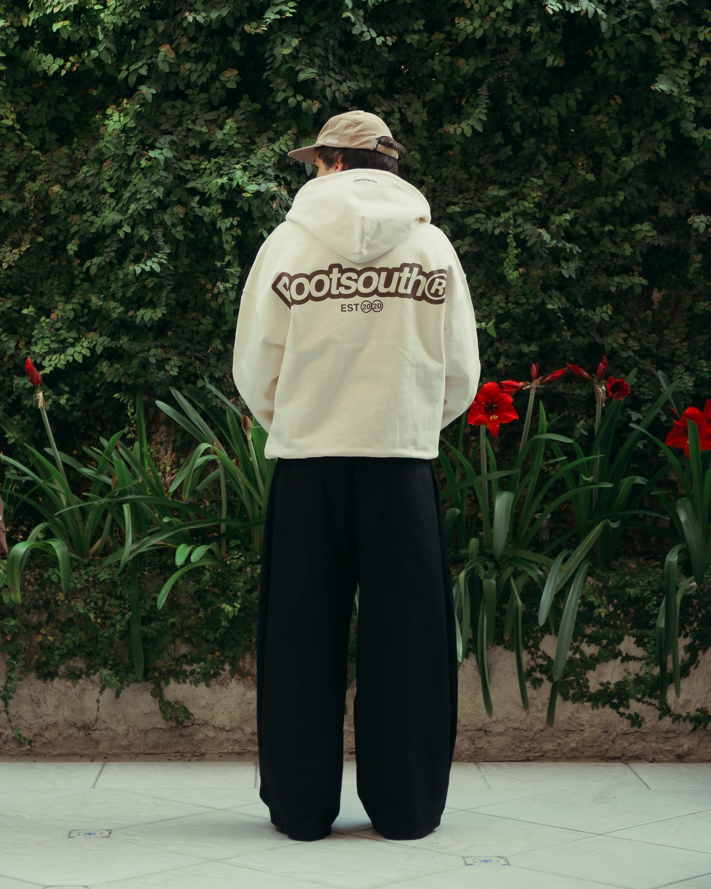 Cream Zipper Rootsouth Est