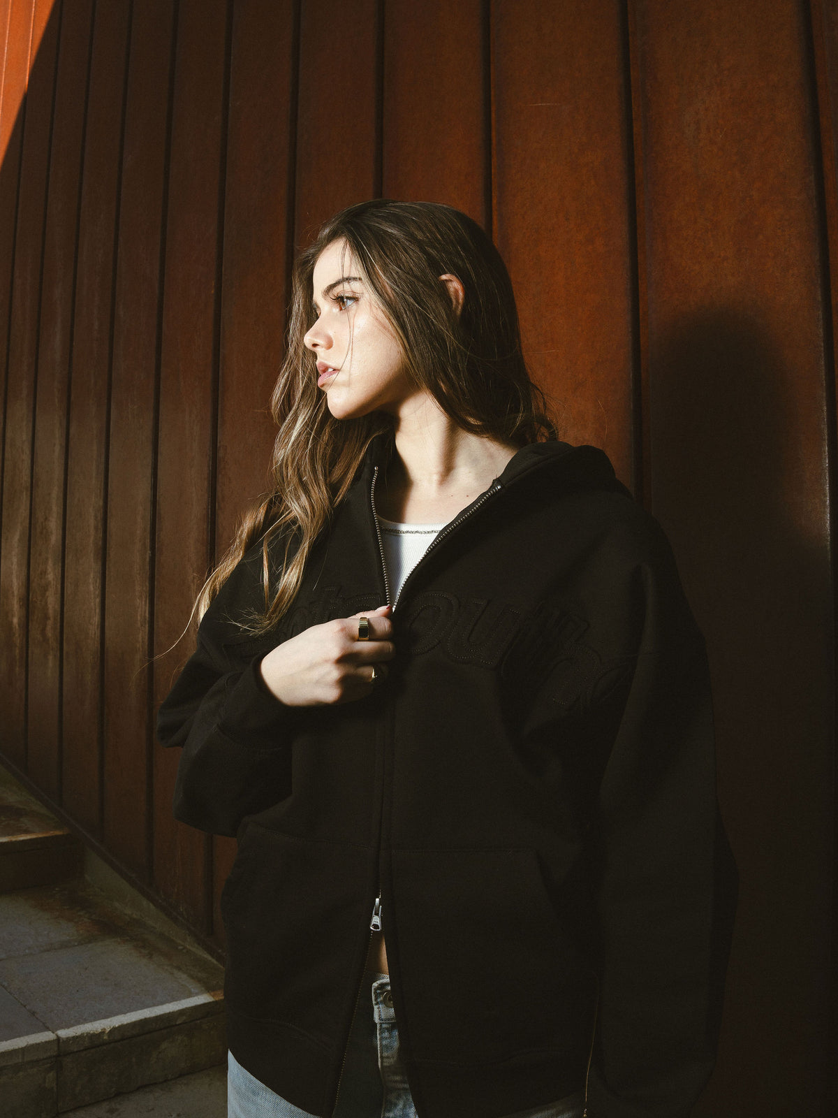 Black Zipper Layers