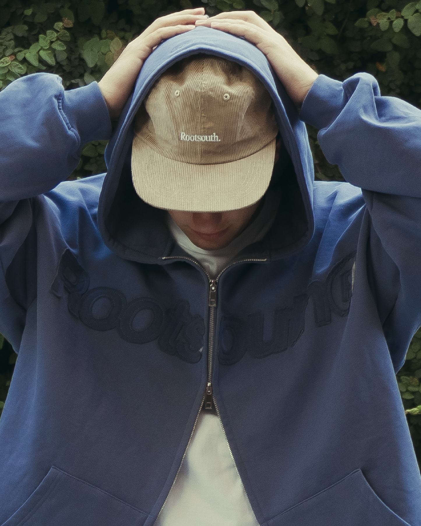 Navy Blue / Zipper Layers